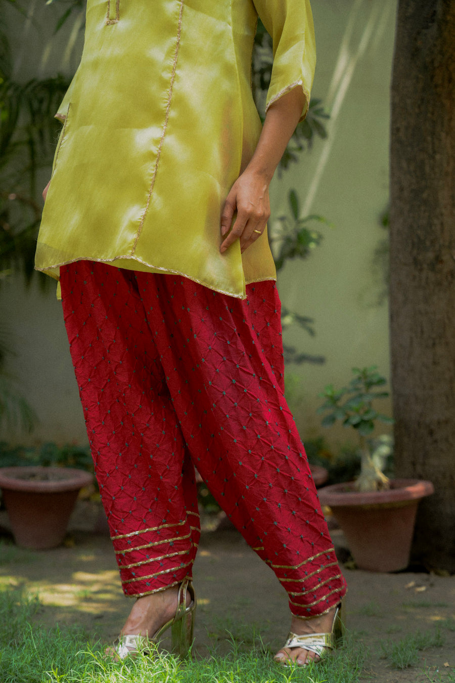 Bandhej Bloom with Pitta
